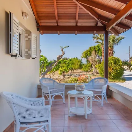 Chrysalida, Unspeakble Views And Privacy! Skaleta