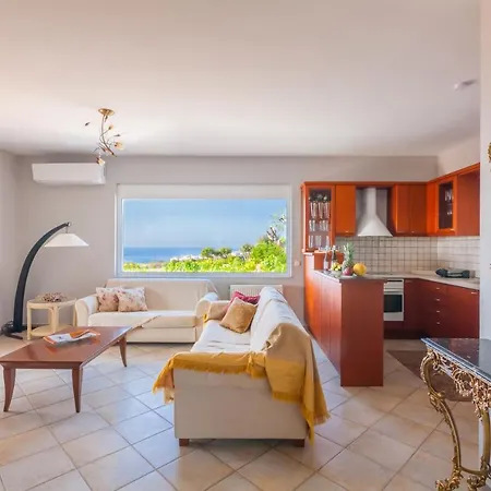Chrysalida, Unspeakble Views And Privacy! Villa