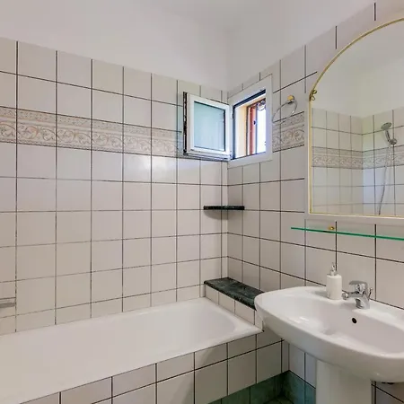 Chrysalida, Unspeakble Views And Privacy! Villa