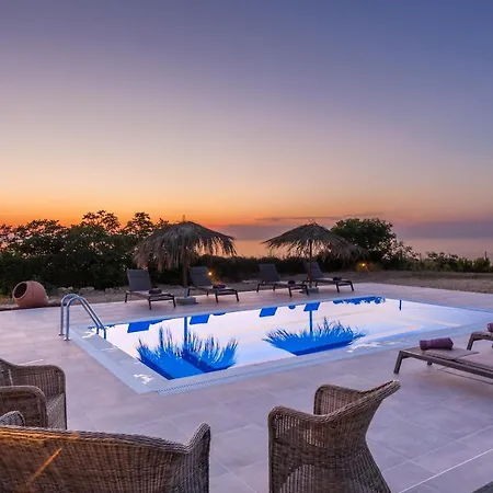 Villa Chrysalida, Unspeakble Views And Privacy!