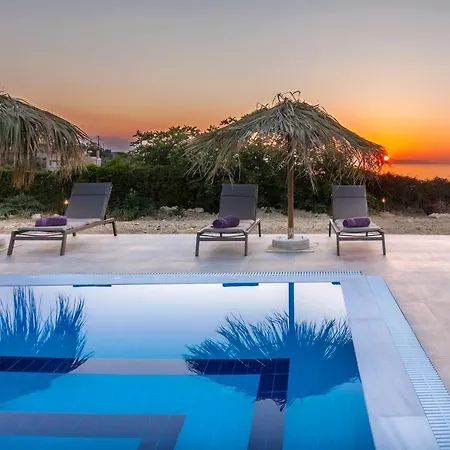Villa Chrysalida, Unspeakble Views And Privacy!